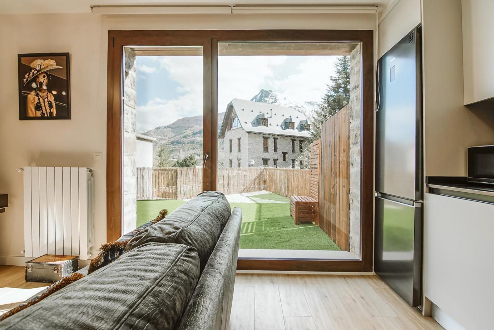 Casa Rosana Apartamento De Diseno Con Terraza Sallent de Gállego Exteriér fotografie